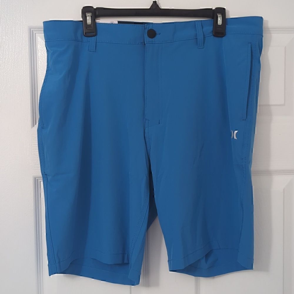 Hurley All Day Hybrid Short. Size 36. New with tags